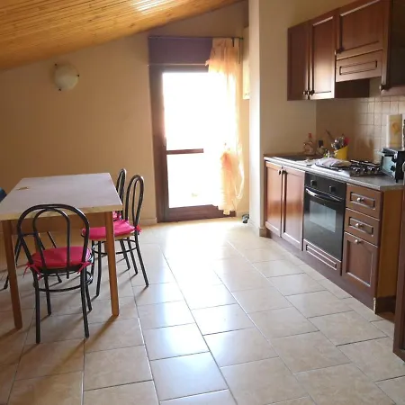 Apartmán La Mansardina Sulmona
